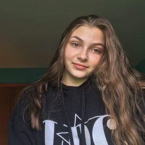 Meet your Posher, Katelyn